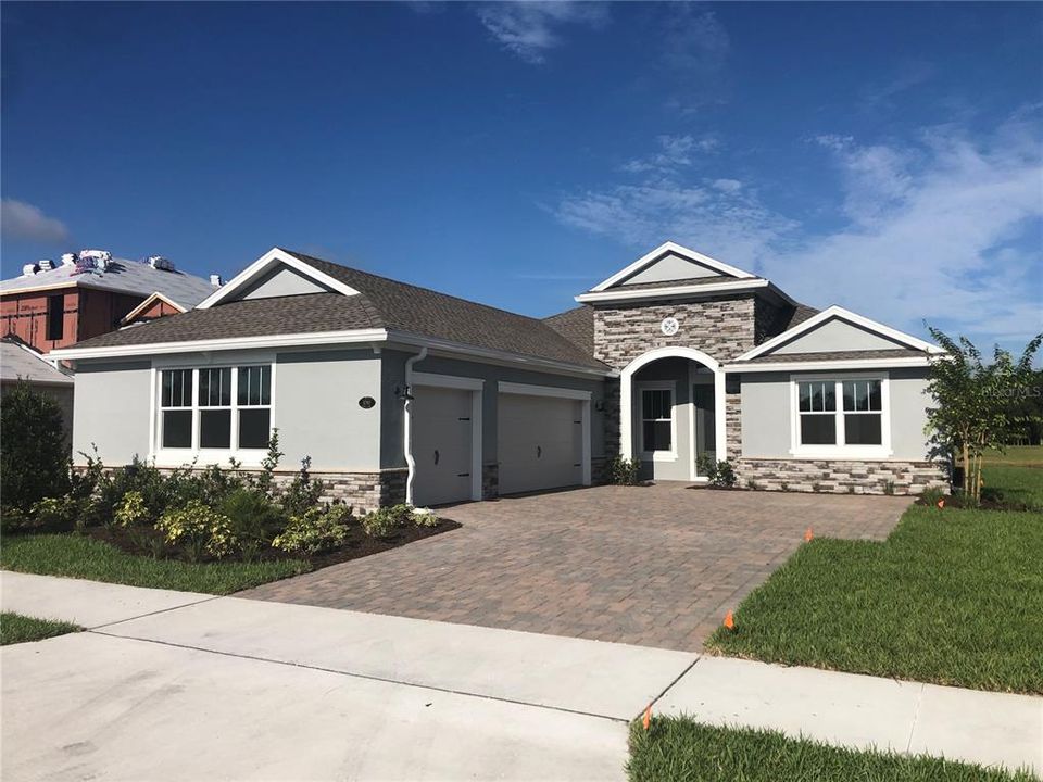 Recently Sold: $476,800 (4 beds, 3 baths, 2592 Square Feet)