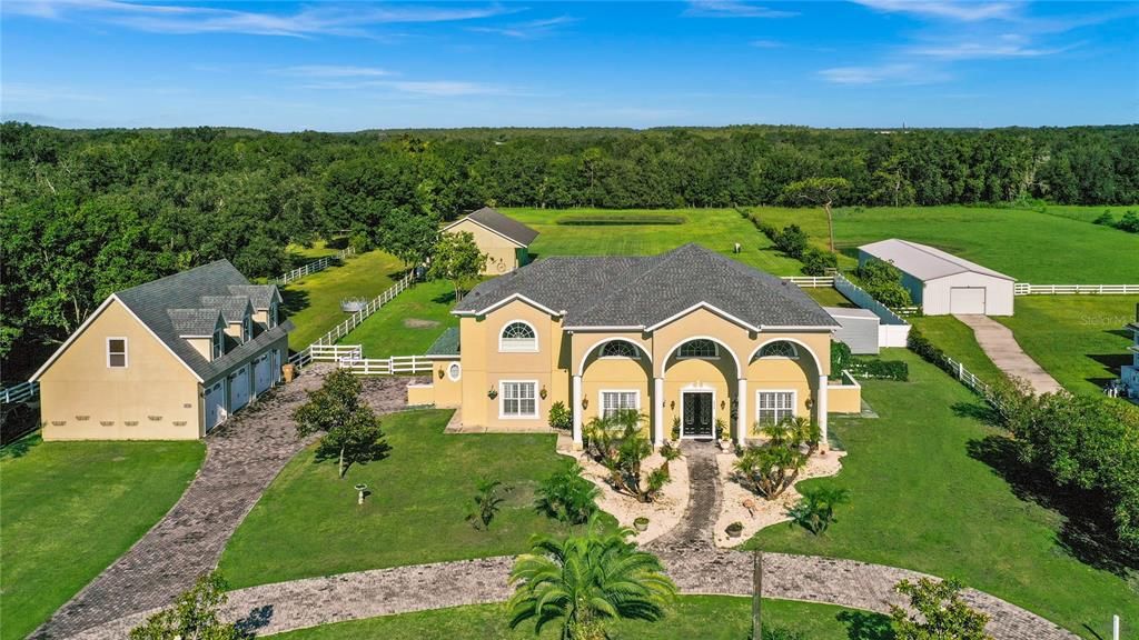 Recently Sold: $1,175,000 (7 beds, 5 baths, 6900 Square Feet)