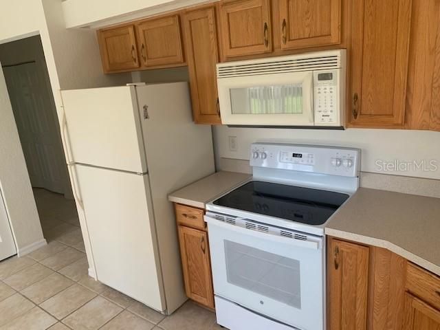 Recently Rented: $1,700 (3 beds, 2 baths, 1448 Square Feet)