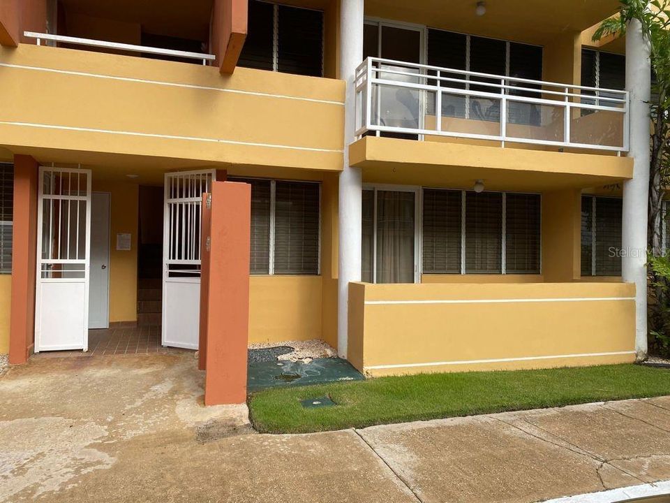 Vendido Recientemente: $147,000 (3 camas, 2 baños, 1340 Pies cuadrados)