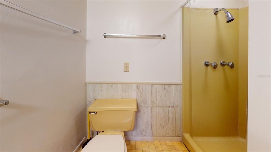 最近售出: $299,900 (2 贝兹, 2 浴室, 1222 平方英尺)