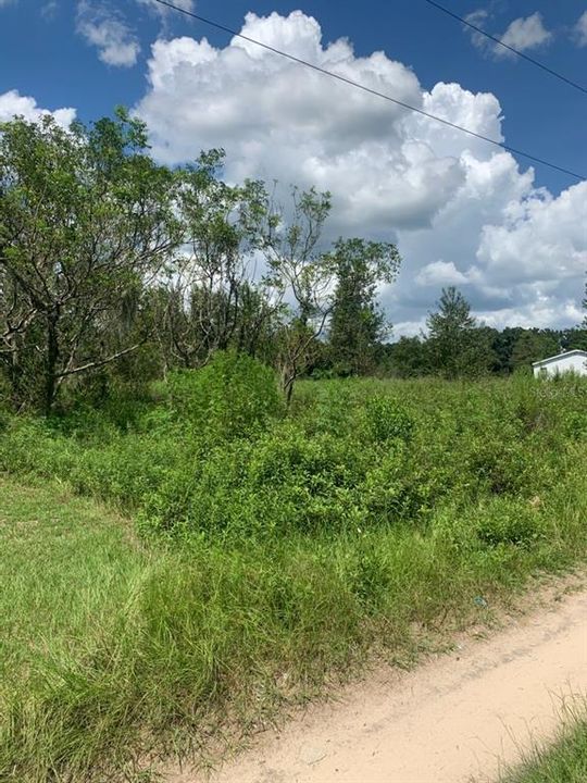 Vendido Recientemente: $8,000 (0.23 acres)