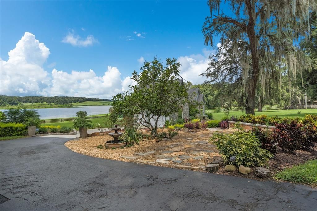 Recently Sold: $1,250,000 (4 beds, 3 baths, 3102 Square Feet)