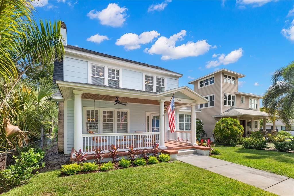Recently Sold: $1,200,000 (4 beds, 2 baths, 2147 Square Feet)