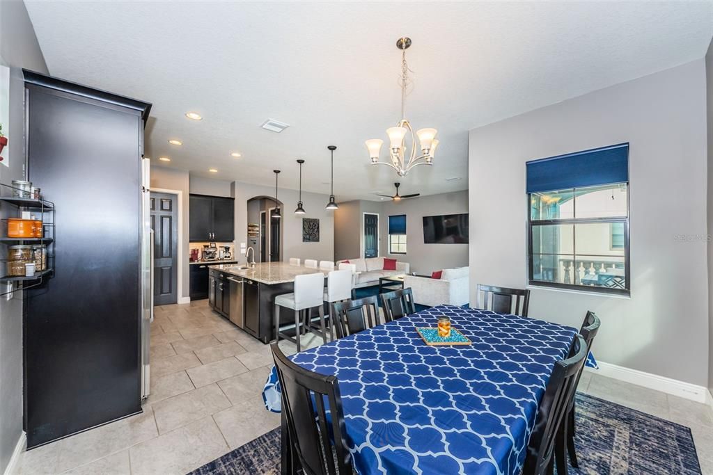 Recently Sold: $1,095,000 (3 beds, 3 baths, 3676 Square Feet)