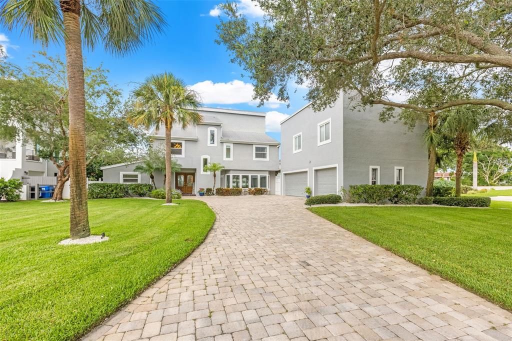 Recently Sold: $1,450,000 (4 beds, 4 baths, 3381 Square Feet)