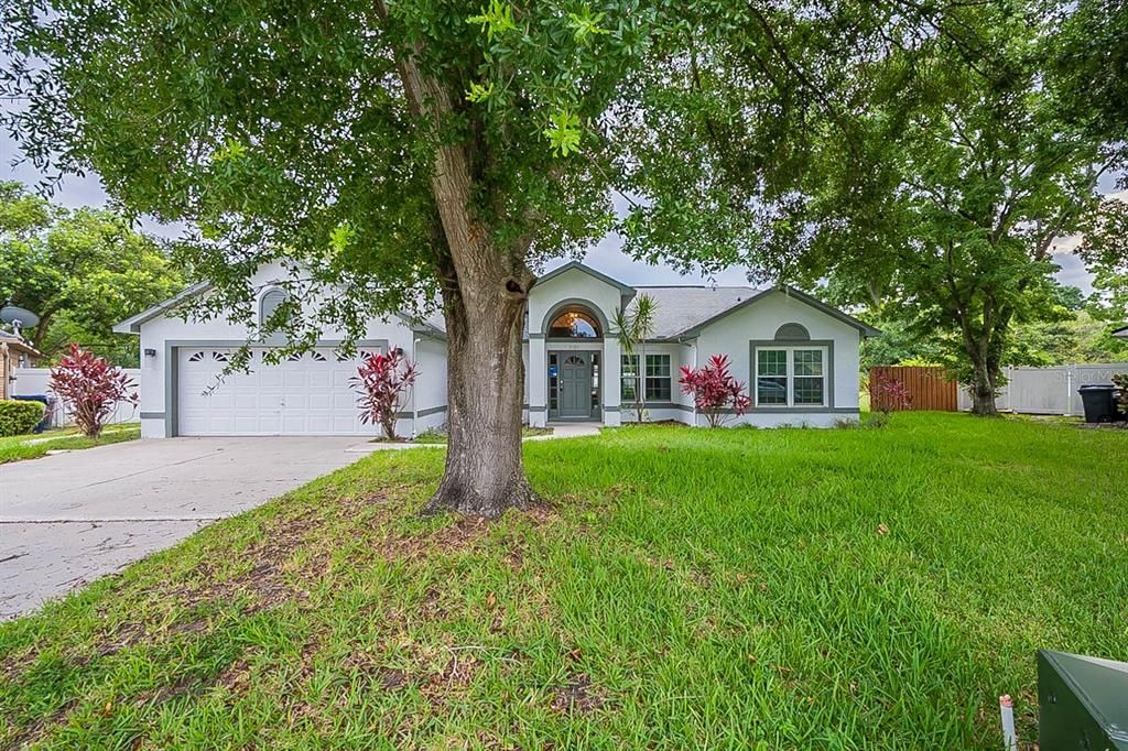 Vendido Recientemente: $381,000 (3 camas, 2 baños, 1622 Pies cuadrados)