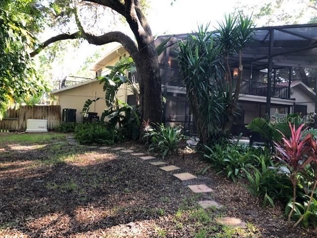 Recently Rented: $3,800 (4 beds, 3 baths, 2742 Square Feet)