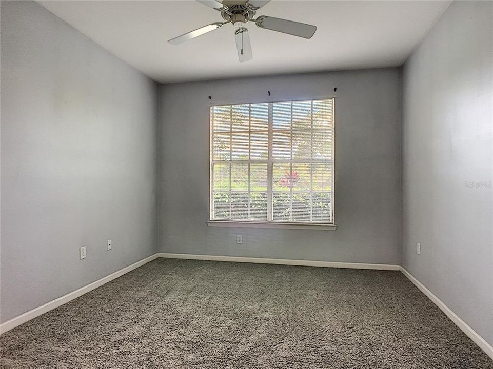 Recently Rented: $1,250 (1 beds, 1 baths, 696 Square Feet)