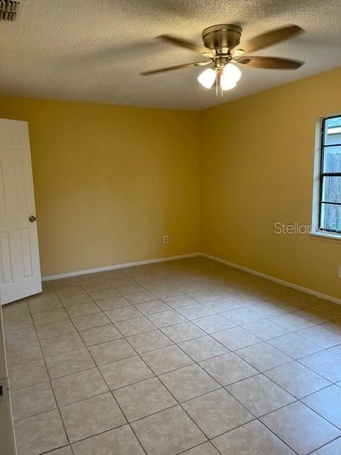 Recently Rented: $1,495 (3 beds, 1 baths, 1023 Square Feet)