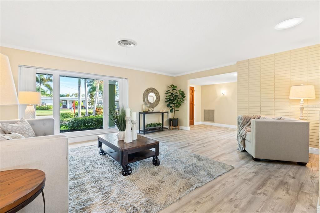 Recently Sold: $1,274,000 (3 beds, 2 baths, 2050 Square Feet)
