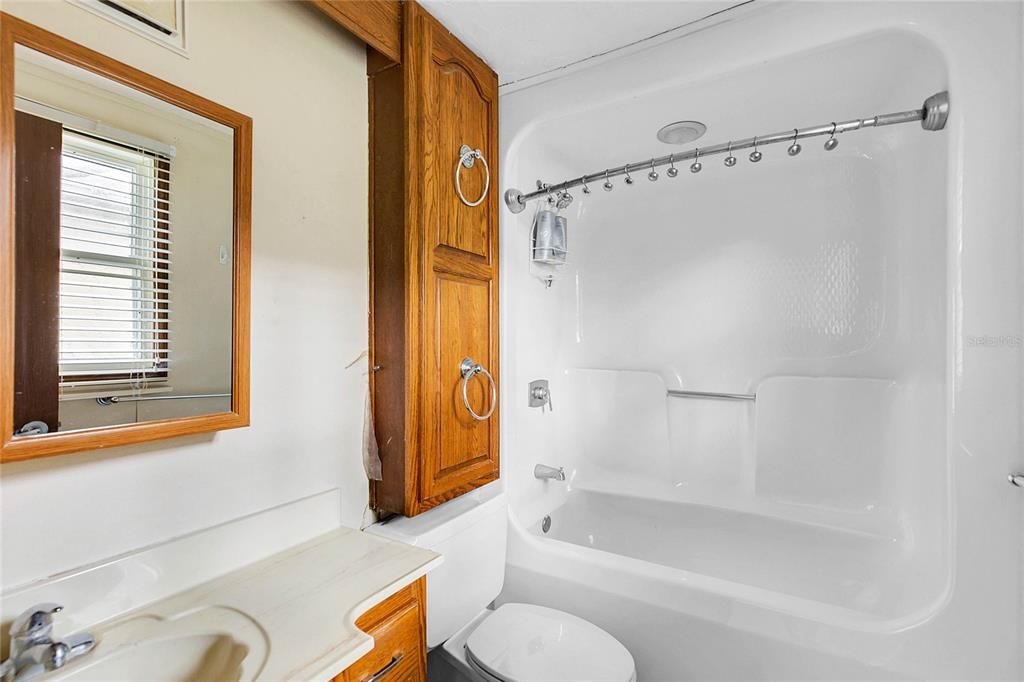 最近售出: $229,900 (3 贝兹, 2 浴室, 1533 平方英尺)