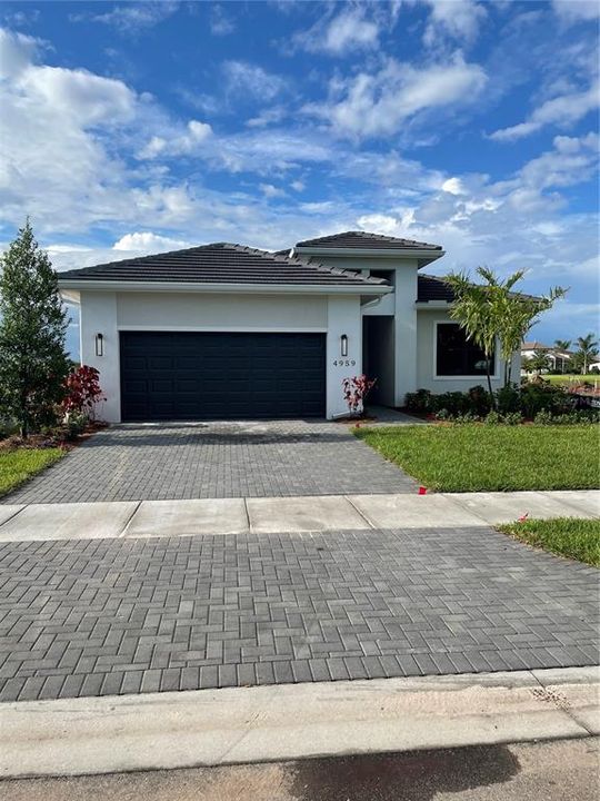 Vendido Recientemente: $510,710 (3 camas, 3 baños, 2318 Pies cuadrados)