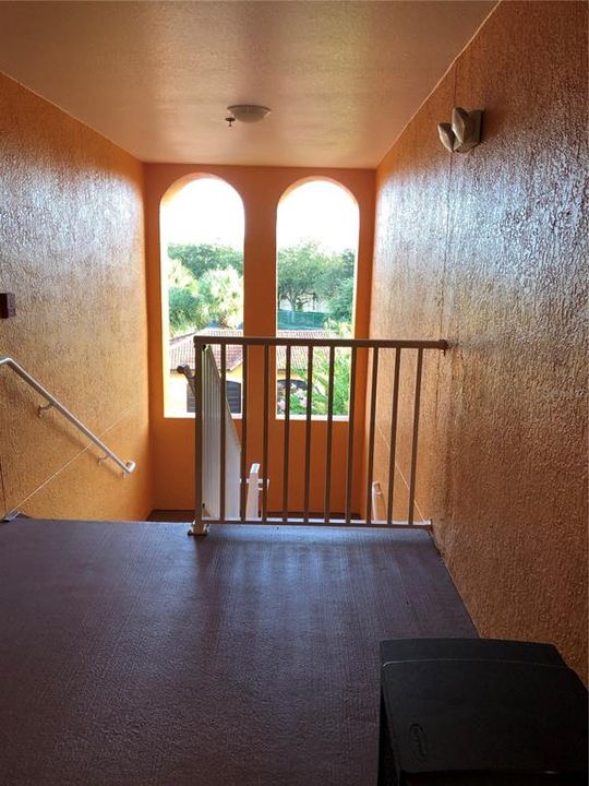 Recently Rented: $1,150 (1 beds, 1 baths, 820 Square Feet)