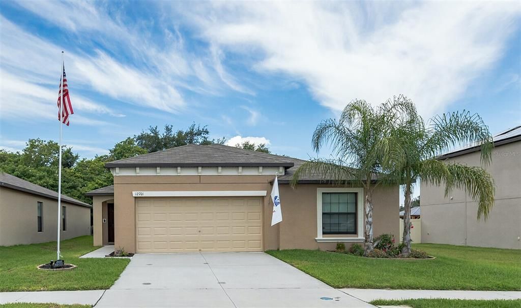 Recently Sold: $330,000 (4 beds, 2 baths, 1841 Square Feet)