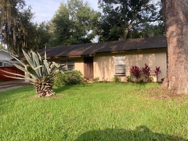 Recently Sold: $200,000 (3 beds, 2 baths, 1134 Square Feet)