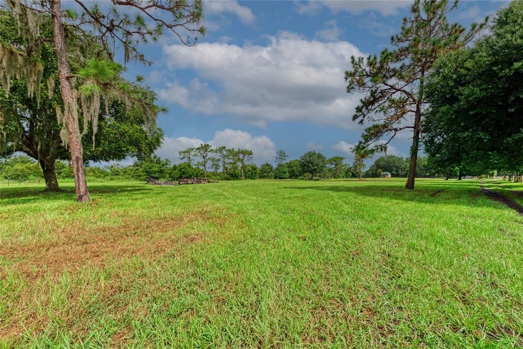 Vendido Recientemente: $160,000 (5.21 acres)