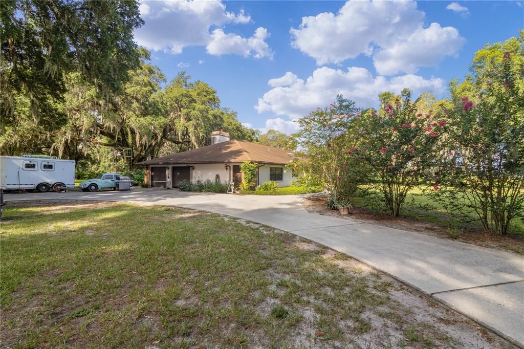 Recently Sold: $1,280,000 (3 beds, 3 baths, 3028 Square Feet)