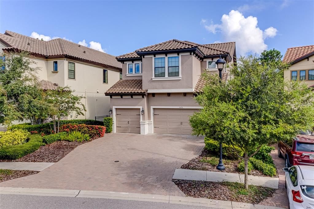 Recently Sold: $1,050,000 (4 beds, 5 baths, 4234 Square Feet)