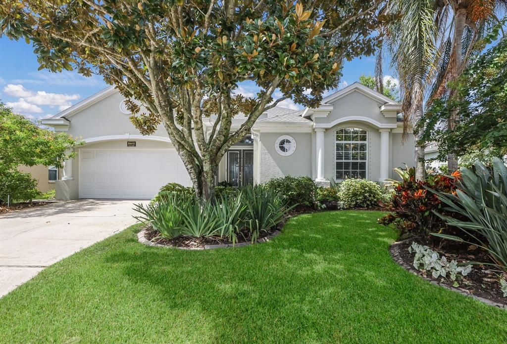 Recently Sold: $720,000 (3 beds, 2 baths, 2090 Square Feet)