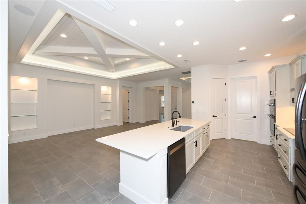 Recently Sold: $795,000 (3 beds, 2 baths, 2818 Square Feet)