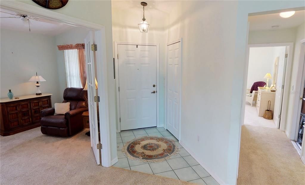 Recently Sold: $215,000 (2 beds, 2 baths, 1292 Square Feet)