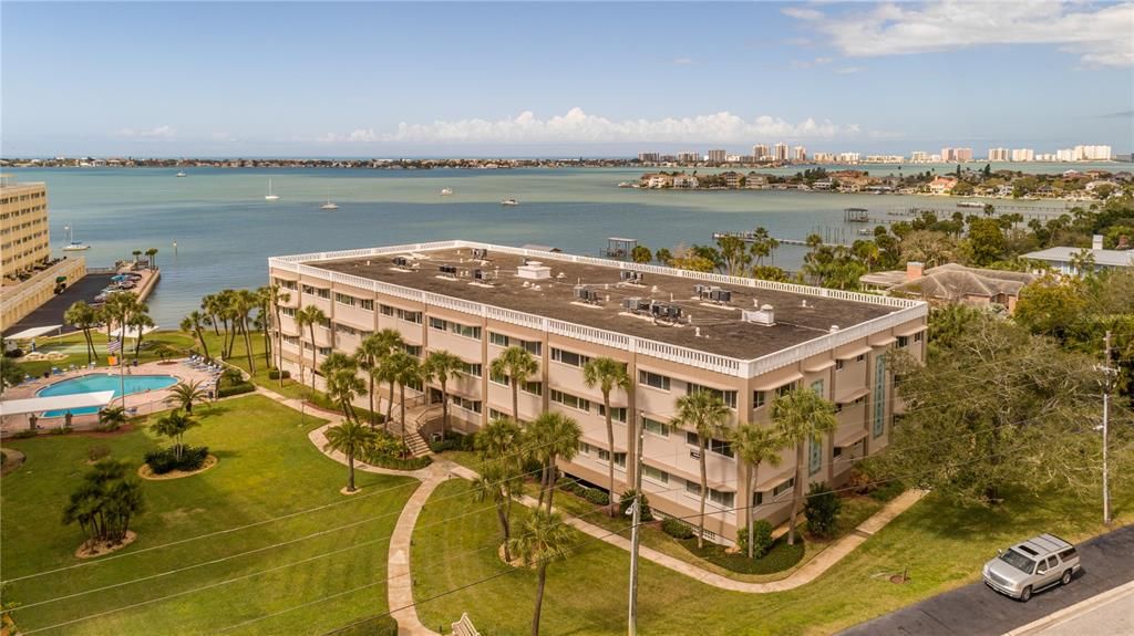 Building B Harbour Club