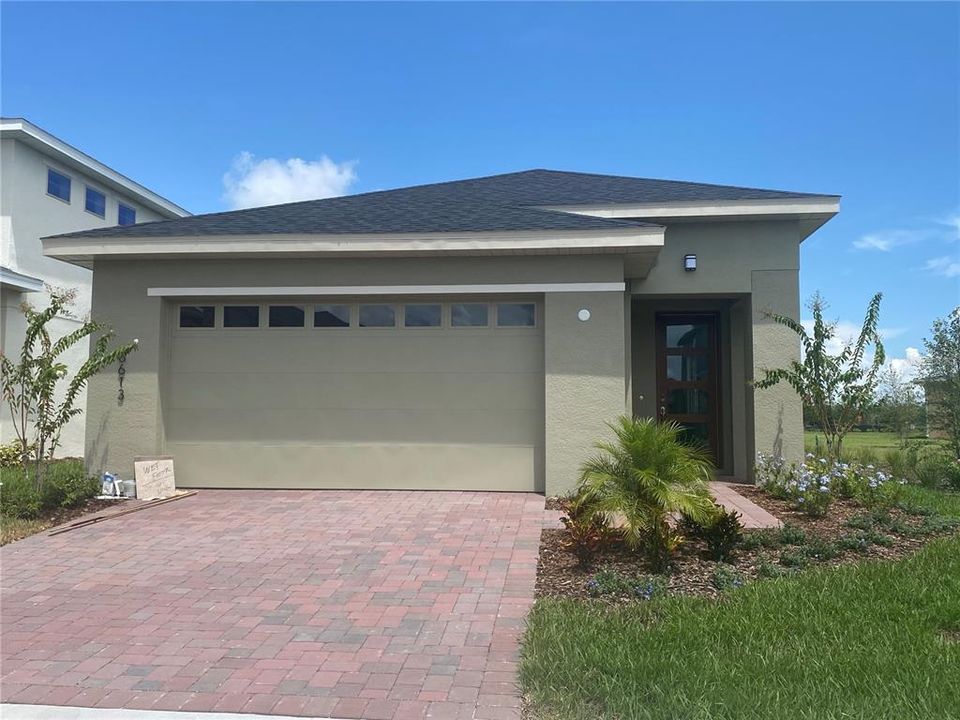 Recently Sold: $271,663 (3 beds, 2 baths, 1571 Square Feet)