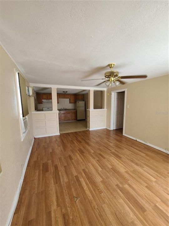 Recently Rented: $950 (1 beds, 1 baths, 700 Square Feet)