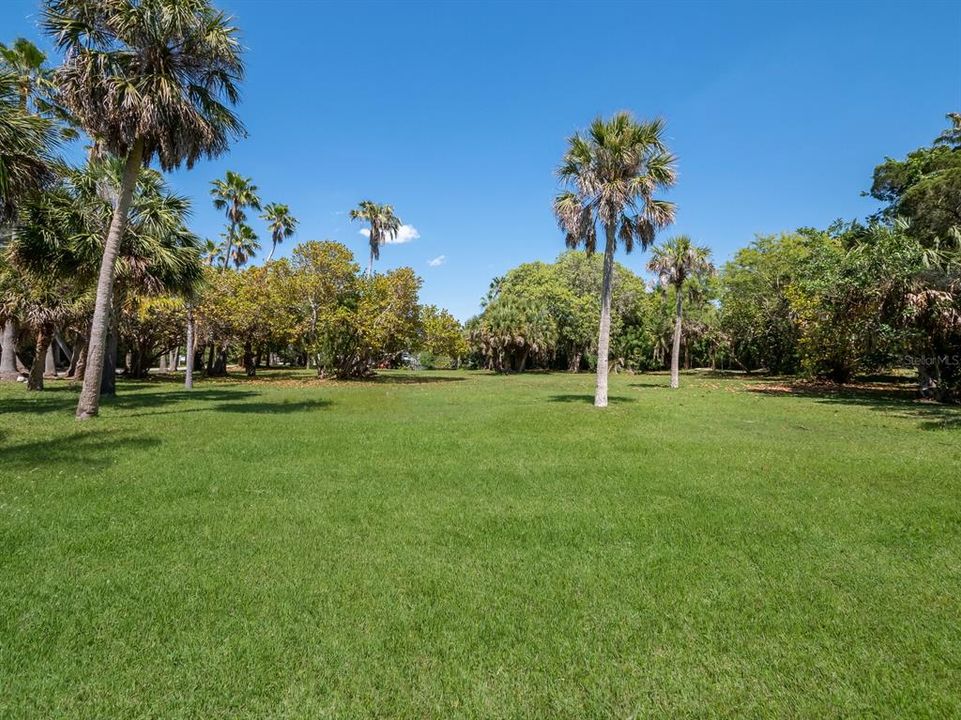 Recently Sold: $3,000,000 (2.93 acres)