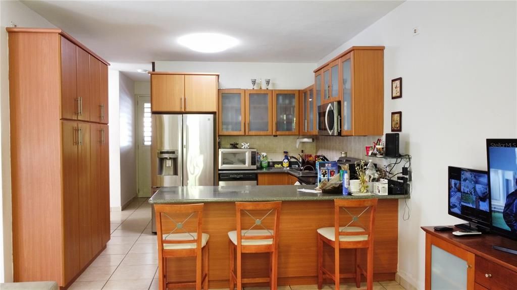 Vendido Recientemente: $499,999 (5 camas, 4 baños, 2878 Pies cuadrados)