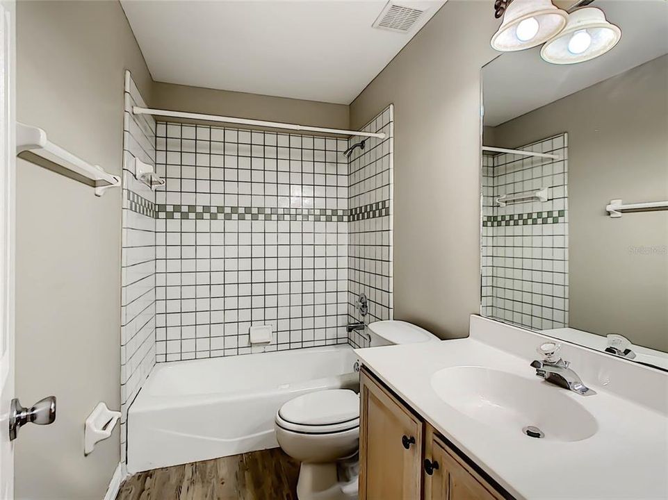 Недавно арендовано: $2,600 (3 спален, 2 ванн, 1738 Квадратных фут)