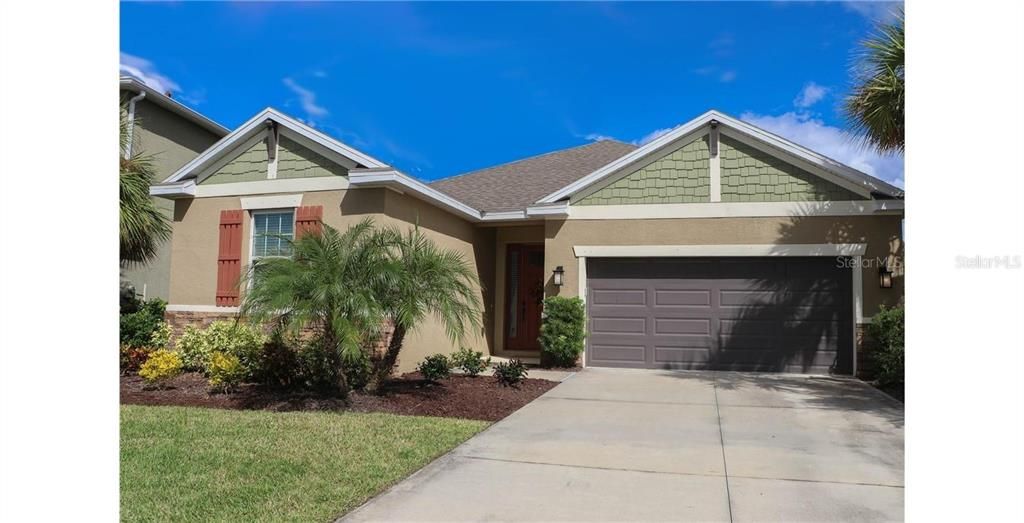 最近售出: $510,652 (4 贝兹, 3 浴室, 2400 平方英尺)