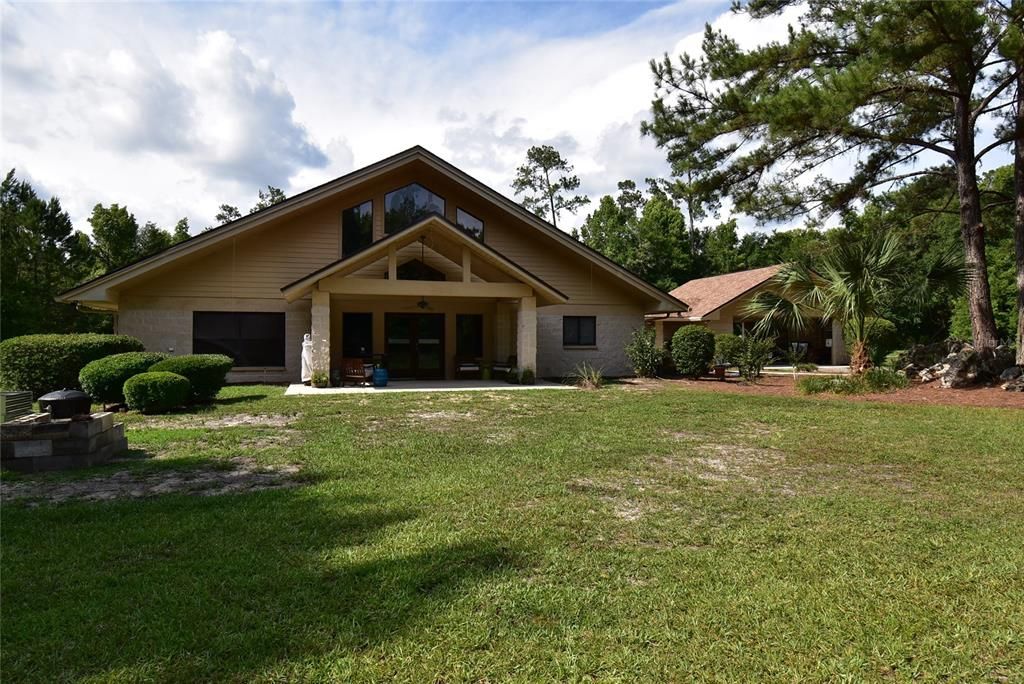 Vendido Recientemente: $599,900 (3 camas, 2 baños, 2706 Pies cuadrados)