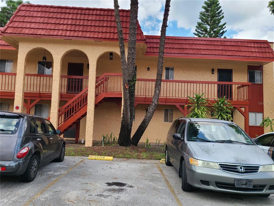 Recently Sold: $80,000 (1 beds, 1 baths, 672 Square Feet)