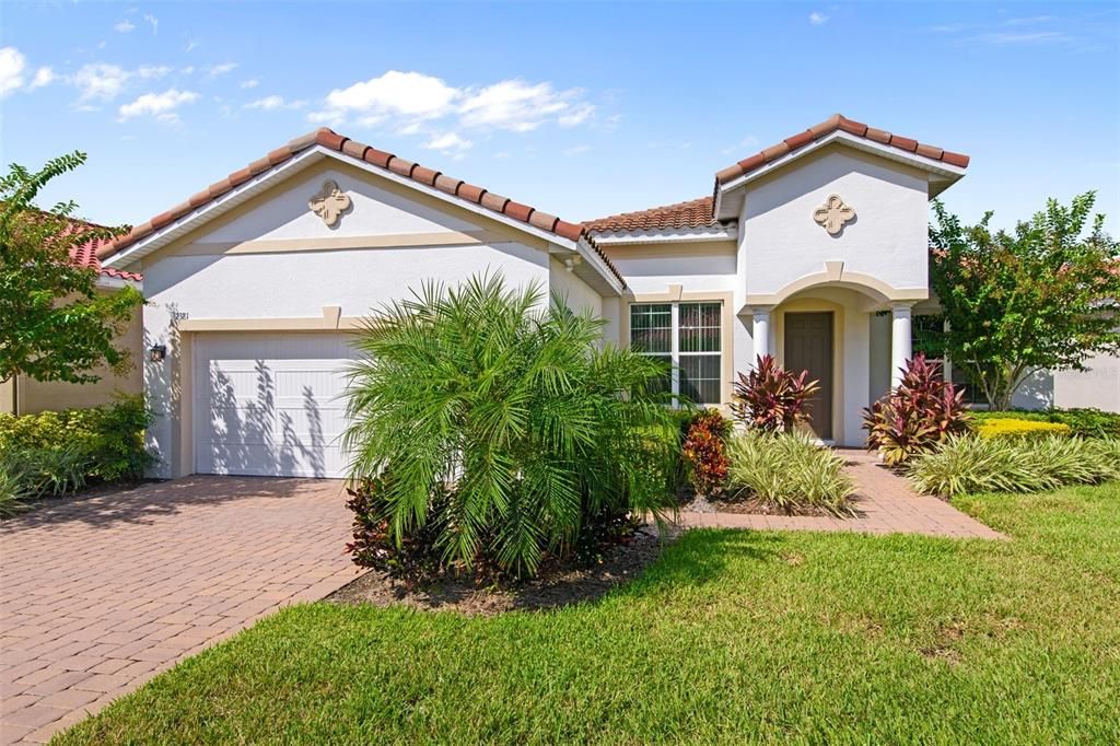 Recently Sold: $494,900 (3 beds, 3 baths, 2200 Square Feet)