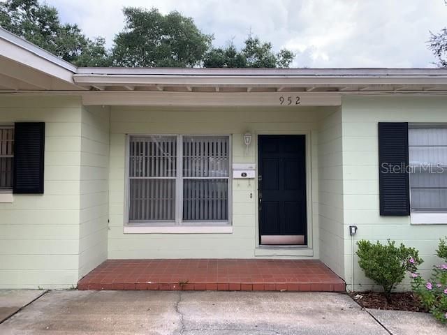Recently Rented: $2,200 (4 beds, 2 baths, 1659 Square Feet)