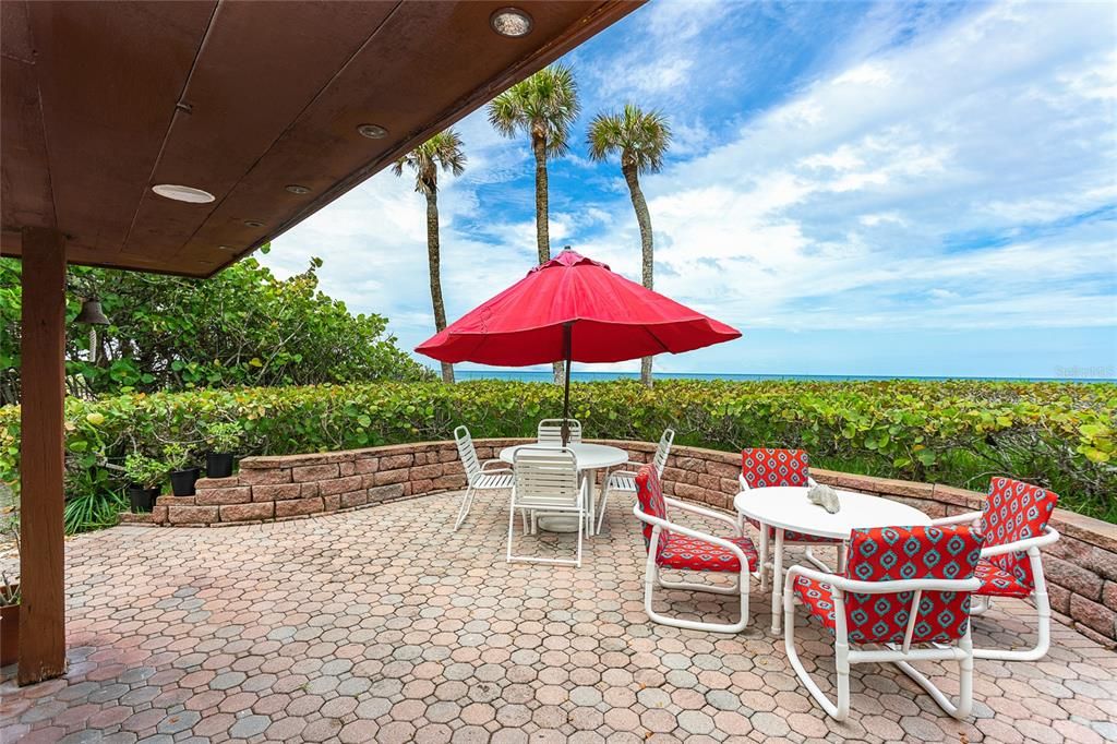 Recently Sold: $2,500,000 (3 beds, 3 baths, 2764 Square Feet)