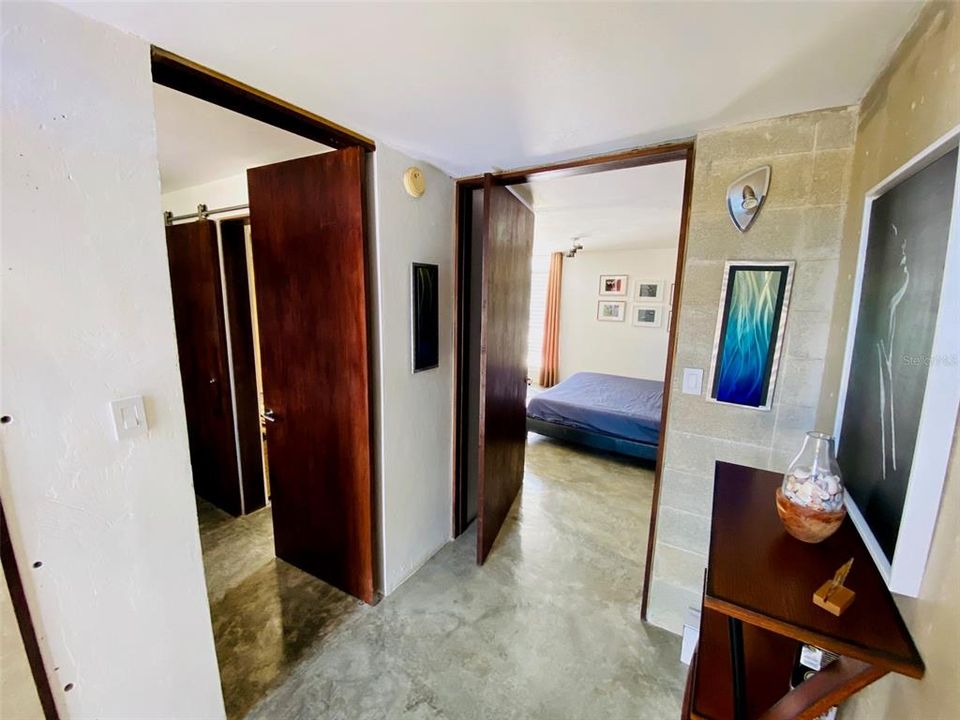 Vendido Recientemente: $655,000 (2 camas, 2 baños, 2506 Pies cuadrados)