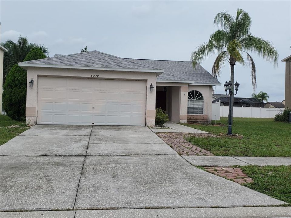 Recently Sold: $246,000 (3 beds, 2 baths, 1367 Square Feet)