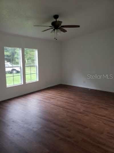 Recently Rented: $1,900 (4 beds, 2 baths, 1890 Square Feet)