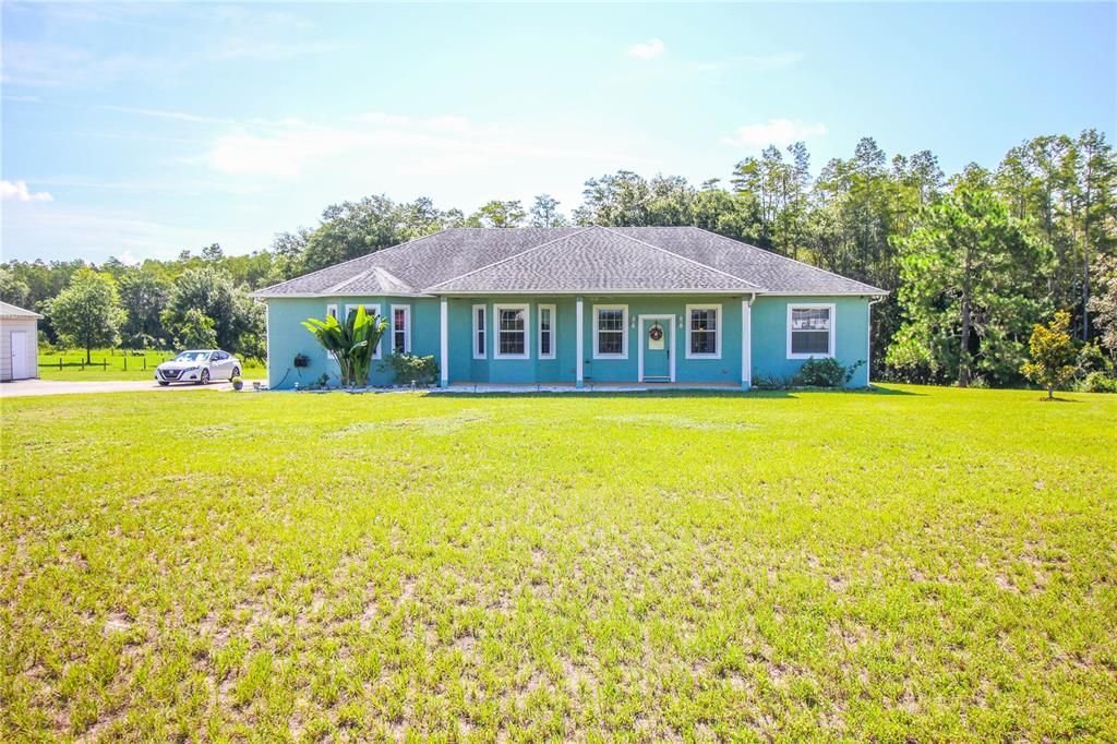 Recently Sold: $515,000 (3 beds, 2 baths, 2280 Square Feet)