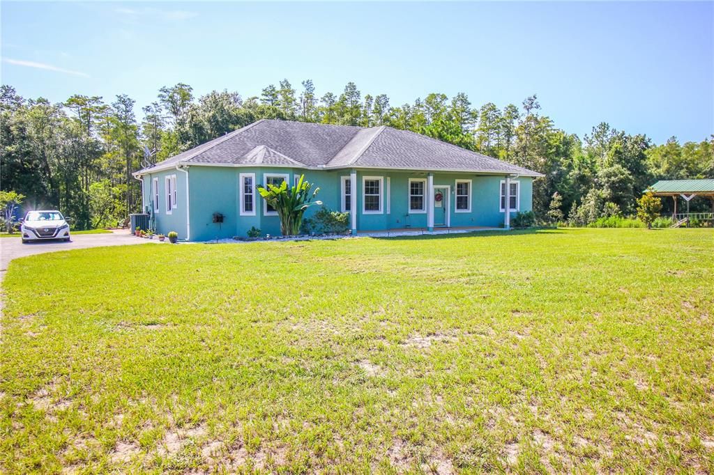 Recently Sold: $515,000 (3 beds, 2 baths, 2280 Square Feet)