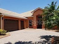 Recently Sold: $450,000 (4 beds, 3 baths, 2724 Square Feet)