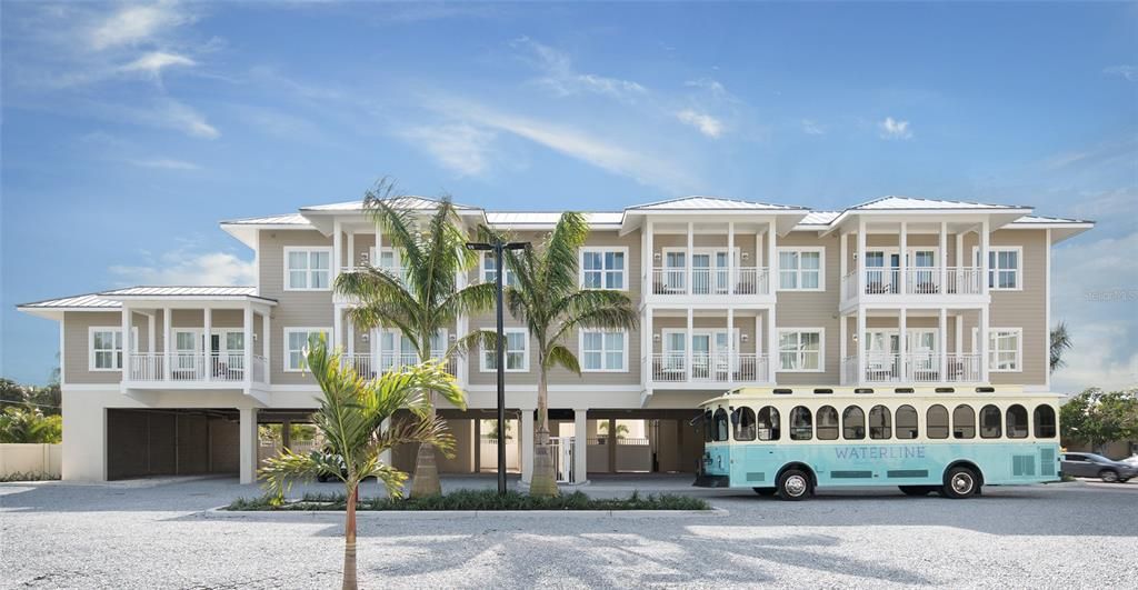 Recently Sold: $725,000 (2 beds, 2 baths, 1007 Square Feet)