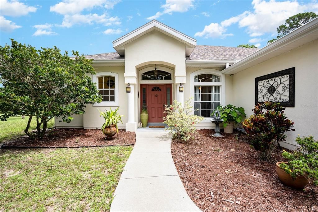 Recently Sold: $479,900 (3 beds, 2 baths, 1612 Square Feet)