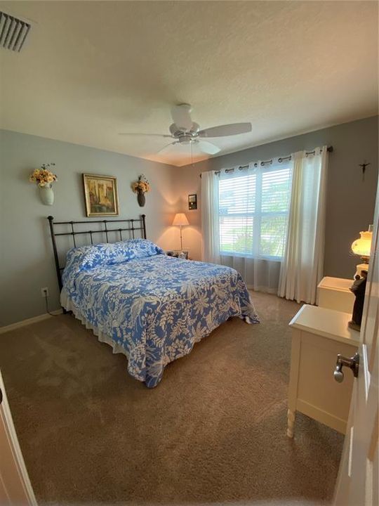 Guest bedroom  with large closet