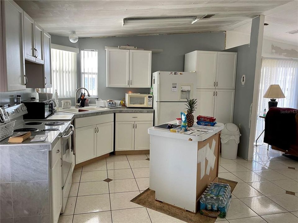 Recently Sold: $72,000 (2 beds, 2 baths, 1053 Square Feet)