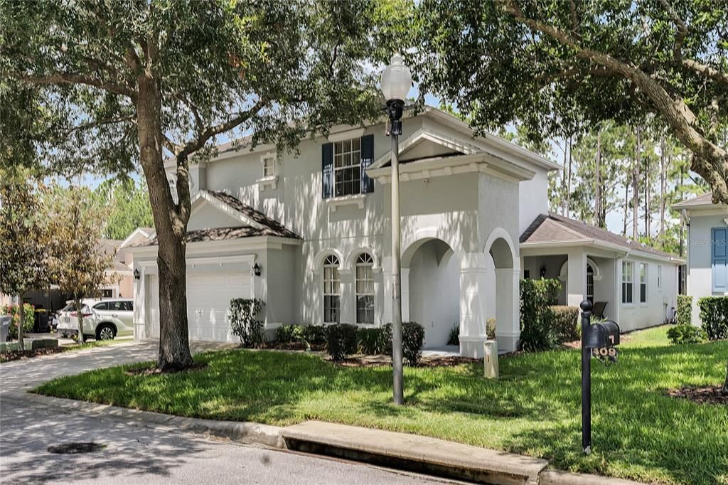 Recently Sold: $420,000 (5 beds, 4 baths, 2835 Square Feet)