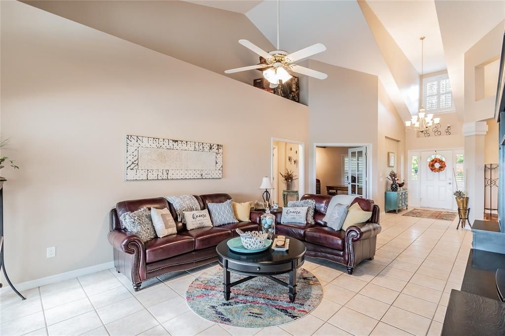 Recently Sold: $875,000 (3 beds, 3 baths, 4378 Square Feet)